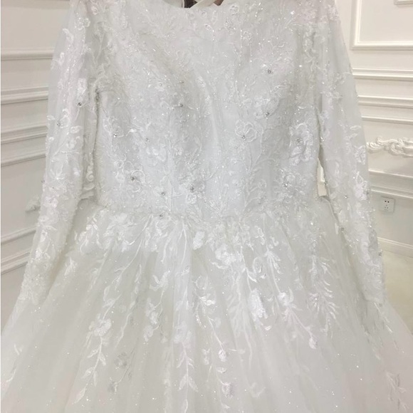 Modest Wedding Dress + Veil - Picture 2 of 8